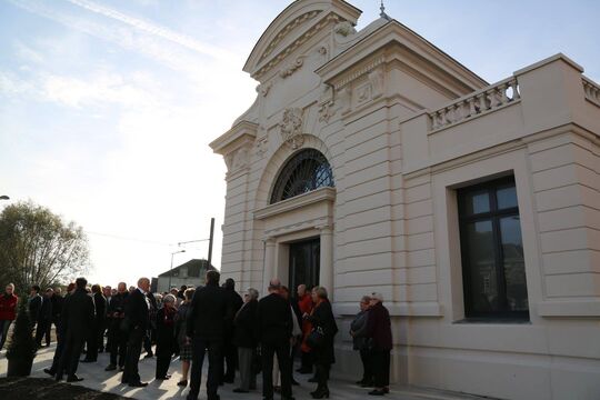 Façade classée et rénovée de l'Hôtel de vie